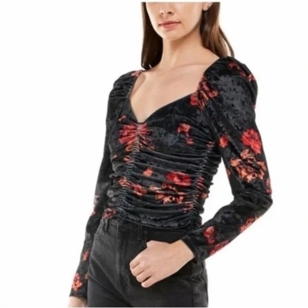New WAYF Closing Time Red Roses Velvet Long Sleeve Ruched Top M Witch Goth 90’s
